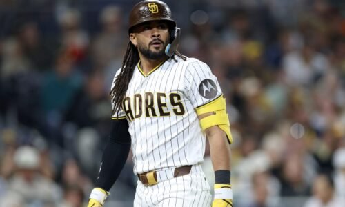 Fernando Tatis Jr. out of lineup April 15 vs. Mariners