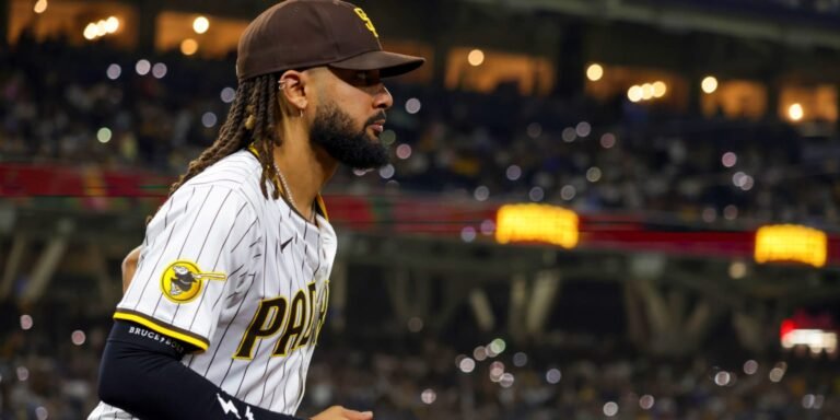 Fernando Tatis Jr. to start at second base against Rockies