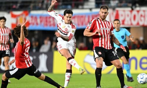 Flamengo segura empate com Estudiantes na Argentina