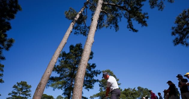 Former BYU golfer Mike Weir struggles in opening round at Masters – Deseret News
