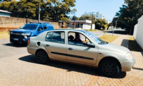 Guarda Municipal recupera Renault Clio roubado, em Mecânica no São Cristóvão