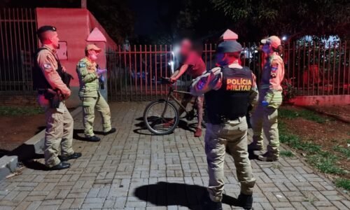 Homem com tornozeleira eletrônica é agredido em bar no Jardim Alvorada