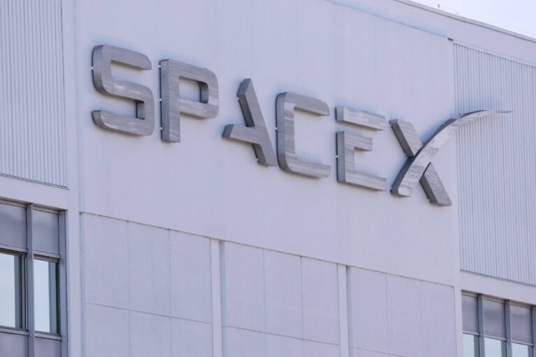 IPO da SpaceX pode ser o maior da história - 01/04/2026 - Economia