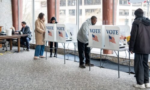 It's Wisconsin Election Day; voting times, polling places, races, ID