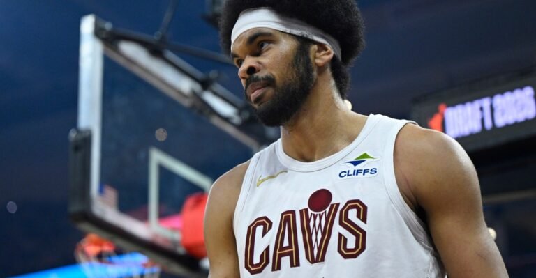 Jarrett Allen provides update on injured knee: ‘It’s better’
