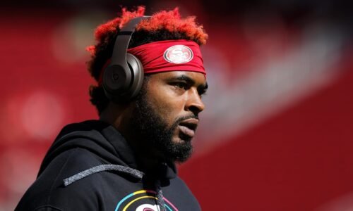 San Francisco 49ers wide receiver Jauan Jennings (15)