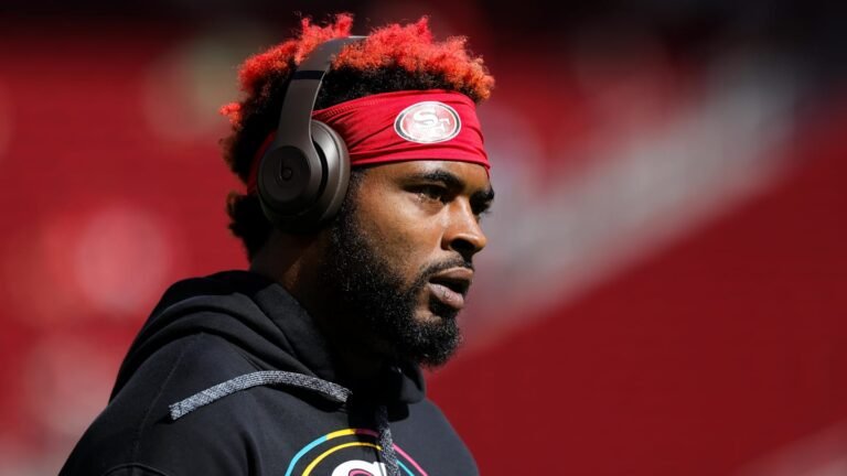 San Francisco 49ers wide receiver Jauan Jennings (15)