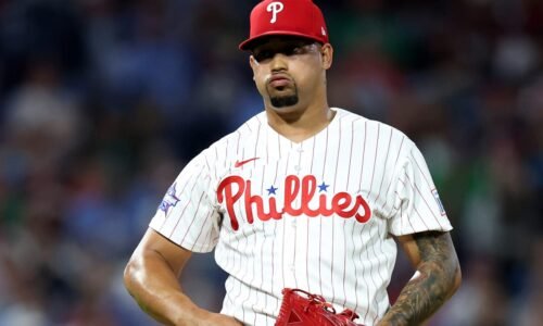 Jhoan Duran to injured list with left oblique strain