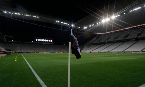 Jogos de hoje, quinta, 30 de abril: onde assistir futebol ao vivo e horários