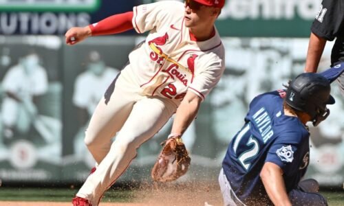 Josh Naylor returns to Seattle Mariners lineup after brief injury scare