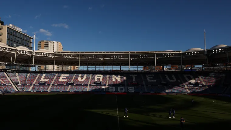 Levante vs. Getafe hoy: Alineaciones, pronóstico y apuestas del partido de La Liga de España 2026 image
