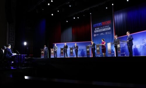 Live updates: California governor's debate at Pomona College