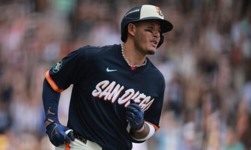 Manny Machado homers twice, Padres lose to D-backs in Mexico City Series finale
