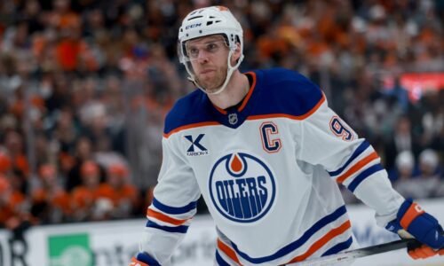 McDavid, Dickinson game-time decisions for Oilers in Game 5 of West 1st Round