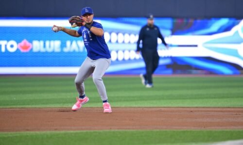 Miguel Rojas returns to Dodgers' lineup for finale vs. Blue Jays