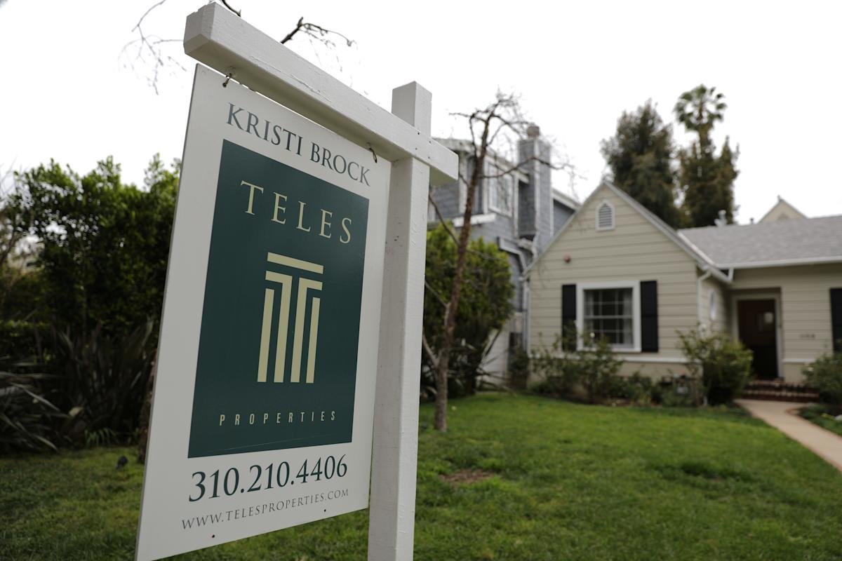 Mortgage and refinance interest rates today