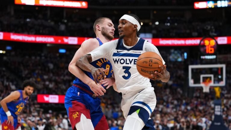 Nuggets not biting on Wolves' McDaniels calling out defense