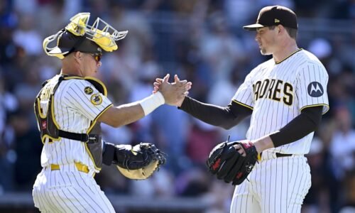 Padres Catcher Removed From Wednesday's Game With Apparent Injury