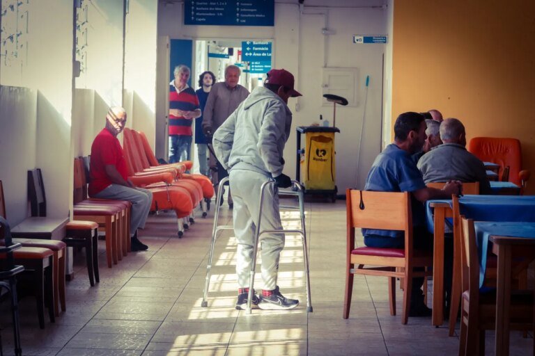 Paraná tenta evitar colapso hospitalar