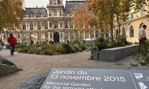 Paris : le jardin mémoriel en hommage aux victimes des attentats du 13 Novembre dégradé, la Ville porte plainte