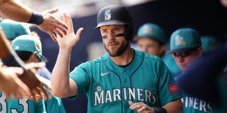 Patrick Wisdom selected by Mariners