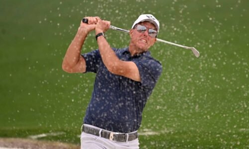 Phil Mickelson, from afar, laments loss of Masters 'intrigue'