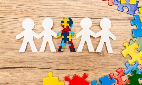 Por que abril é marcado por campanhas de saúde e direitos sociais?