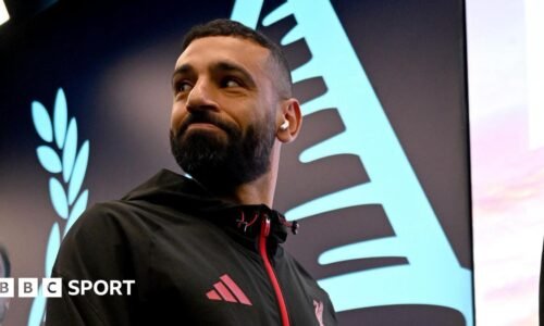 Premier League LIVE: Aston Villa vs Sunderland, Everton vs Liverpool, Nottingham Forest vs Burnley followed by Manchester City vs Arsenal - radio commentary, text updates, scores & match stats