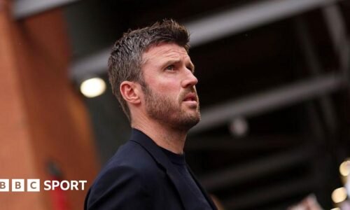 Premier League LIVE: Manchester United vs Leeds United - score, text commentary, preview, team news, stats & head-to-head