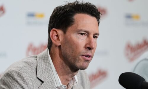 Red Sox's Story: Conversation with Breslow 'part of process'