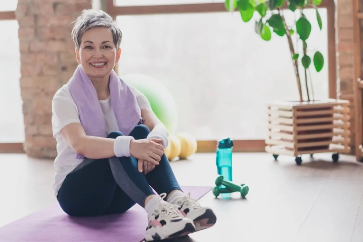 Saúde na maturidade: 5 hábitos que fazem diferença entre os 40 e 50 anos