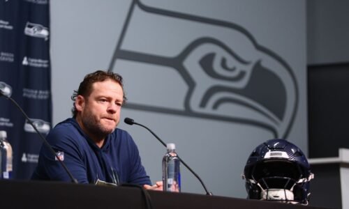 Seahawks look to move down in NFL draft, willing to deal in NFC West