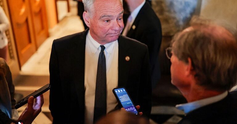 Senate Republicans block Democrats' attempt to force Cuba war powers vote