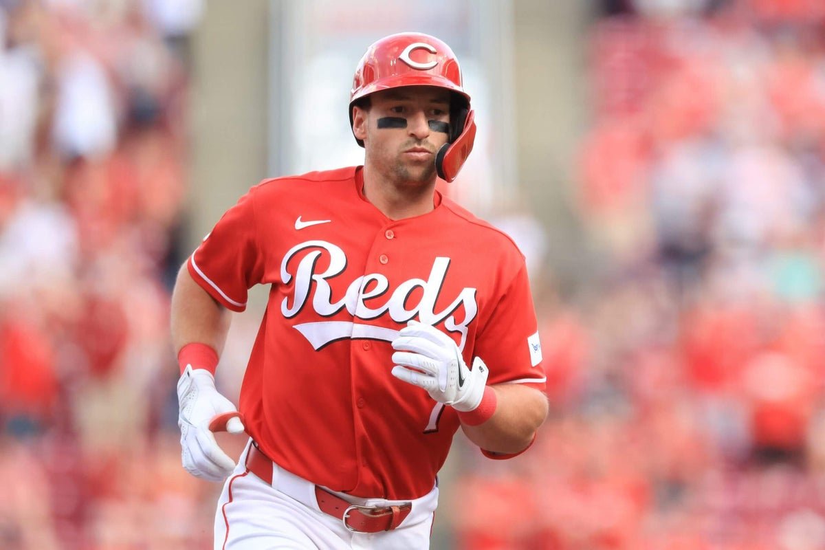 Shadows of Reds’ 2022 teardown on display in win over Giants