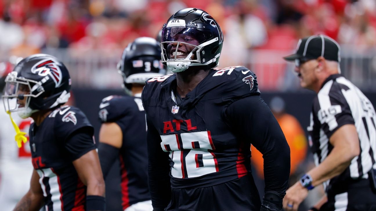 Sources: Falcons trading DT Orhorhoro to Jaguars for DT Smith