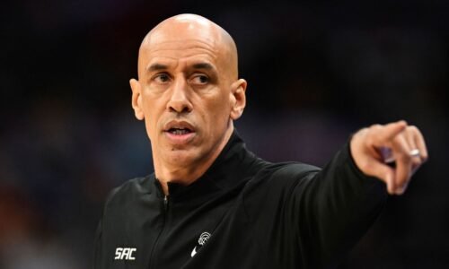 Sources: Kings' late foul was tactical error, not tanking