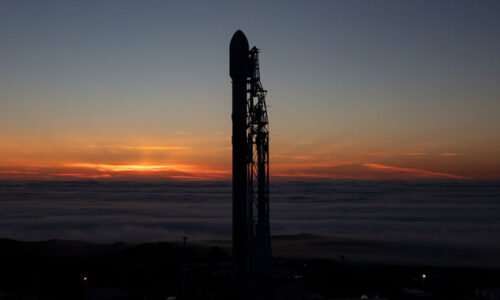 SpaceX launches 24 Starlink satellites on Falcon 9 rocket from Vandenberg SFB – Spaceflight Now