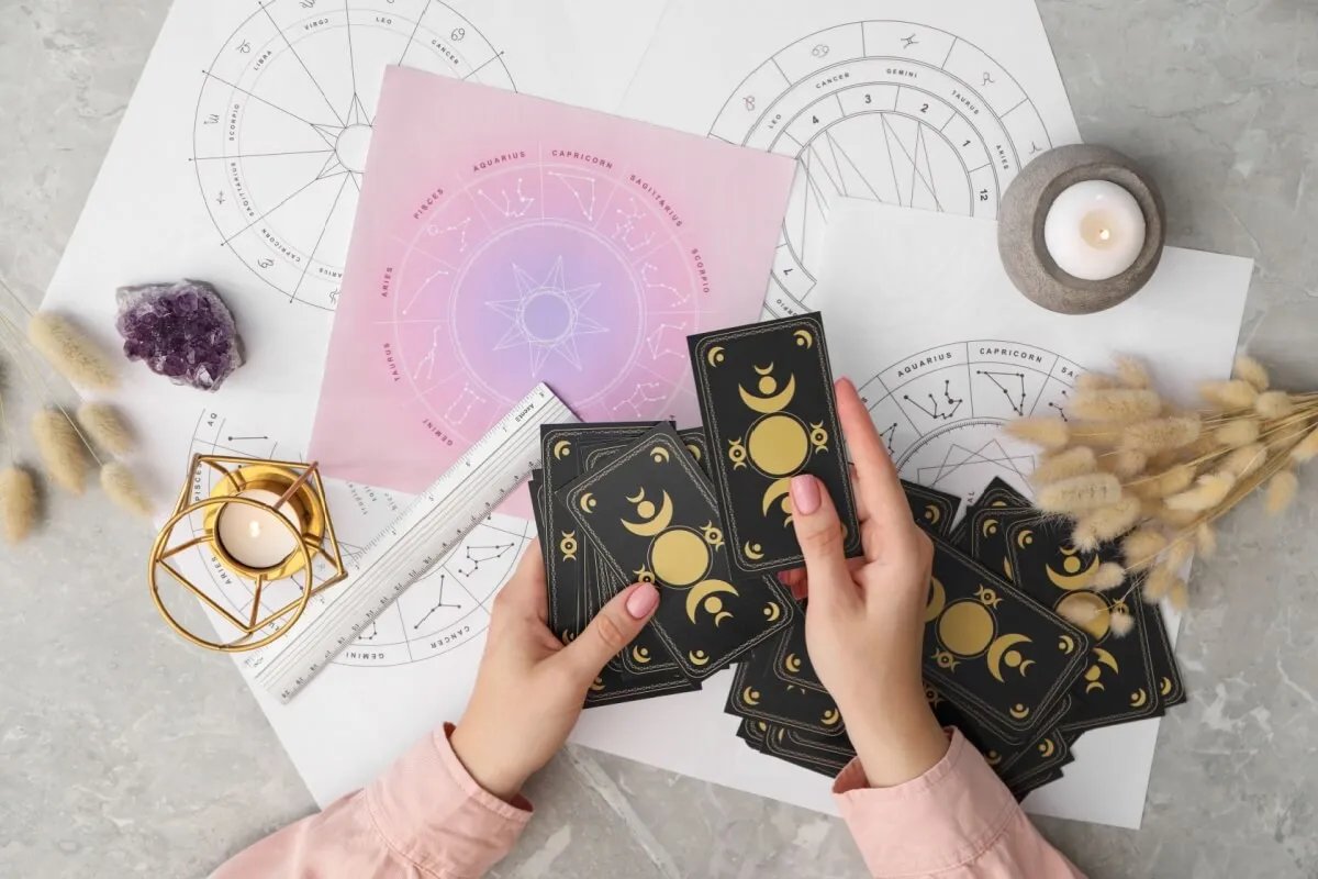 Tarot do dia: previsão para os 12 signos em 17/04/2026