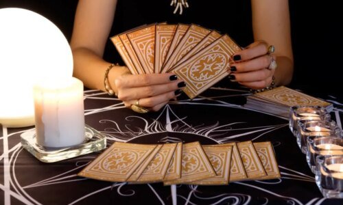 Tarot semanal: previsão para os signos de 27 de abril a 03 de maio de 2026