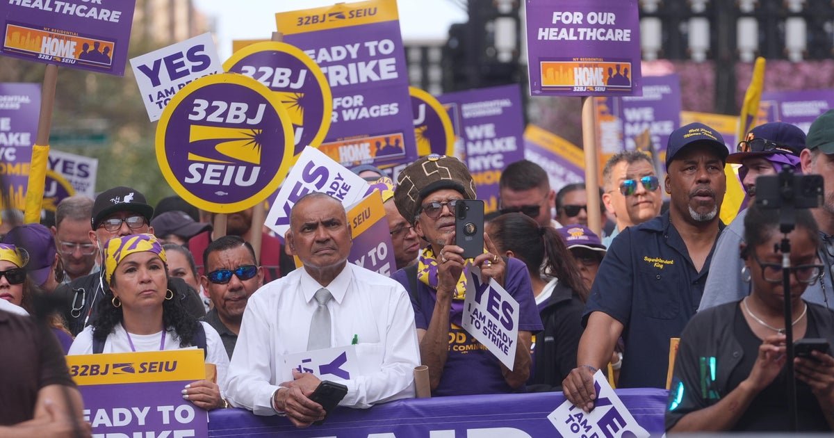 Tentative deal reached to avoid NYC residential building workers strike, union says
