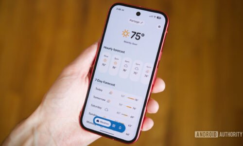 Gradient Weather app running on an Android phone.