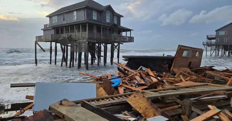 Threat of more oceanfront homes collapsing closes portion of Outer Banks beach :: WRAL.com