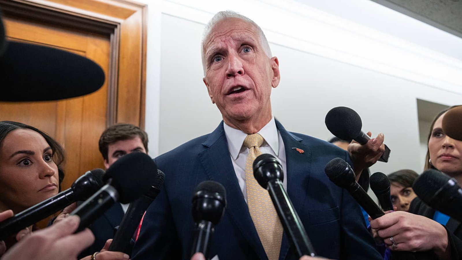 Tillis ends block of Fed chair nominee Warsh, clears way for Trump pick