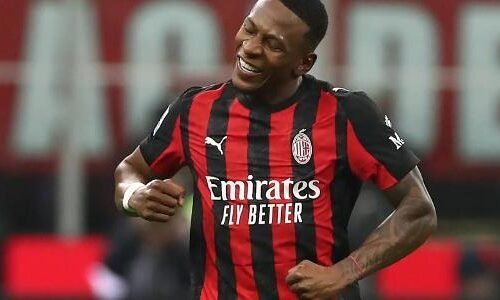 Pervis Estupiñán (MIlan)