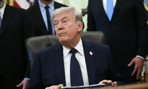 Trump Accuses Obama and Clinton of Treason in Midnight Posts