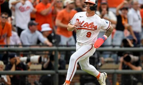 Tyler O'Neill placed on 7-day concussion injured list by Orioles