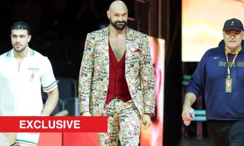 Tommy Fury, Tyson Fury and John Fury all walk out at a boxing press conference