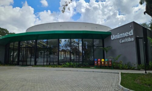 Unimed Curitiba fatura R$ 4 bilhões em 2025 e inaugura "mini cidade"