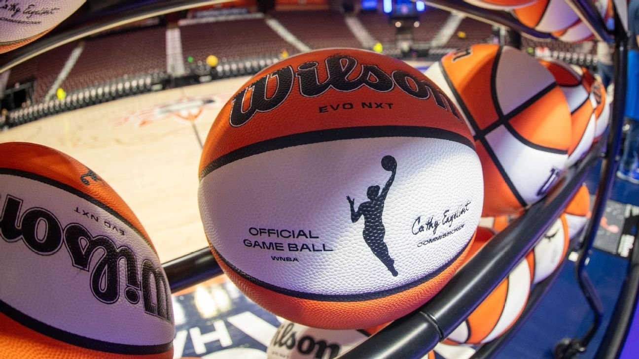 WNBA, players' union agree to start free agency Monday