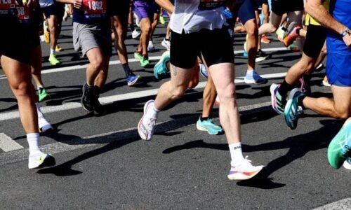 When does the Boston Marathon start? See timing for each wave.